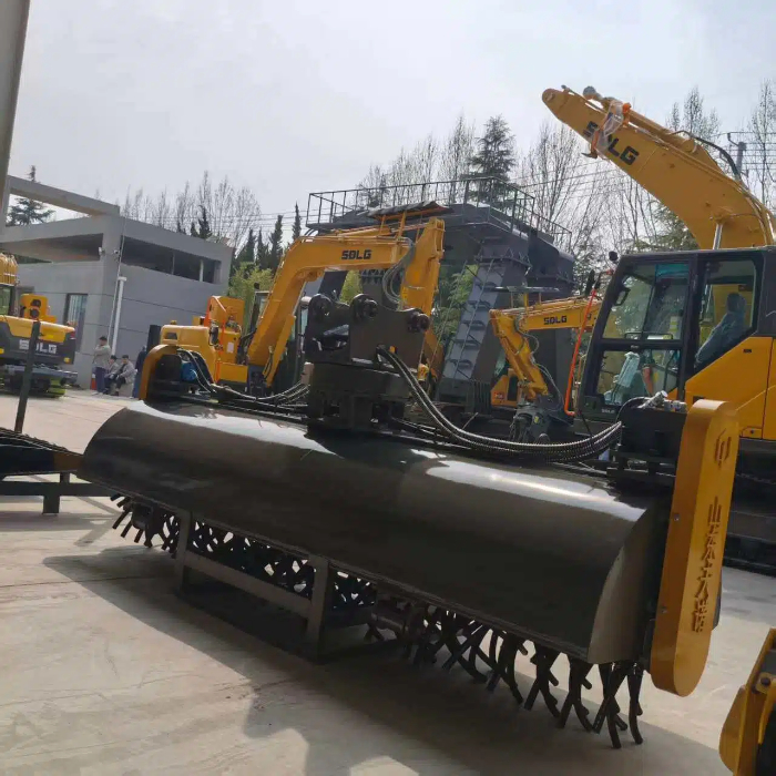 Hydraulic Ballast Sweeper Attachment 